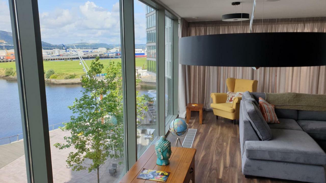 Luxury Apartment Marina Views At Titanic Quarter Belfast Exteriér fotografie