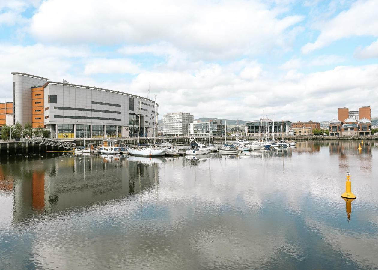 Luxury Apartment Marina Views At Titanic Quarter Belfast Exteriér fotografie